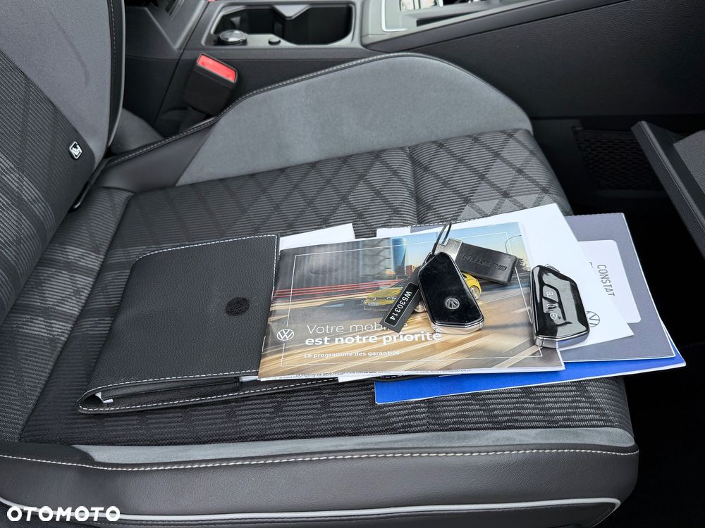 Volkswagen Golf 2.0 TDI SCR DSG R-Line - 41