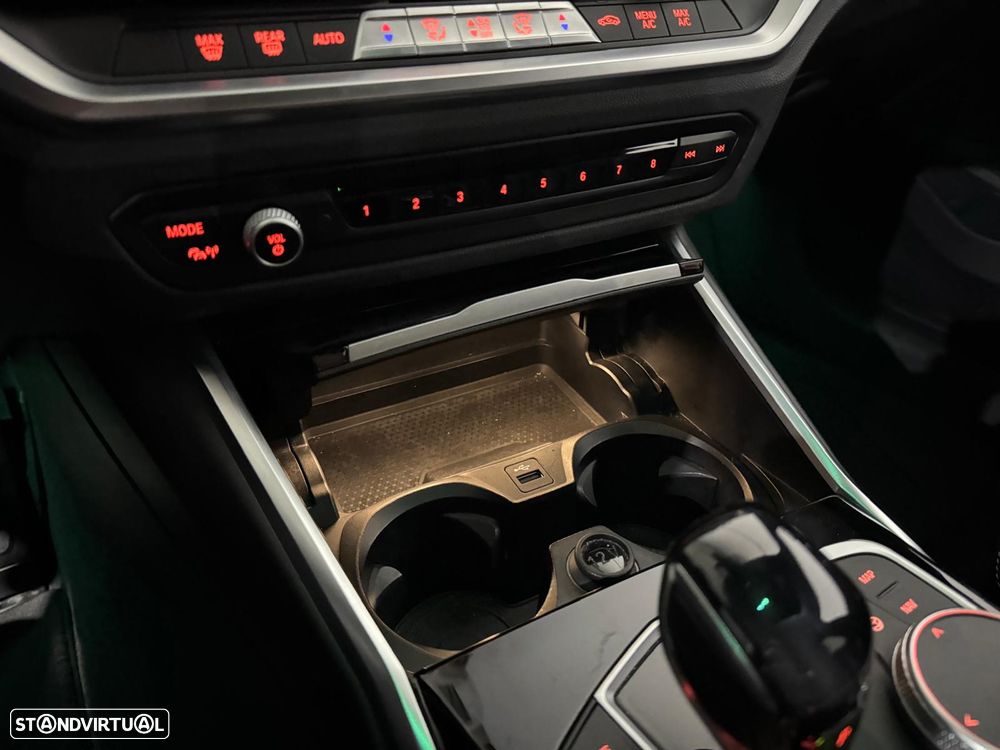 BMW 320 e Pack M Auto - 19