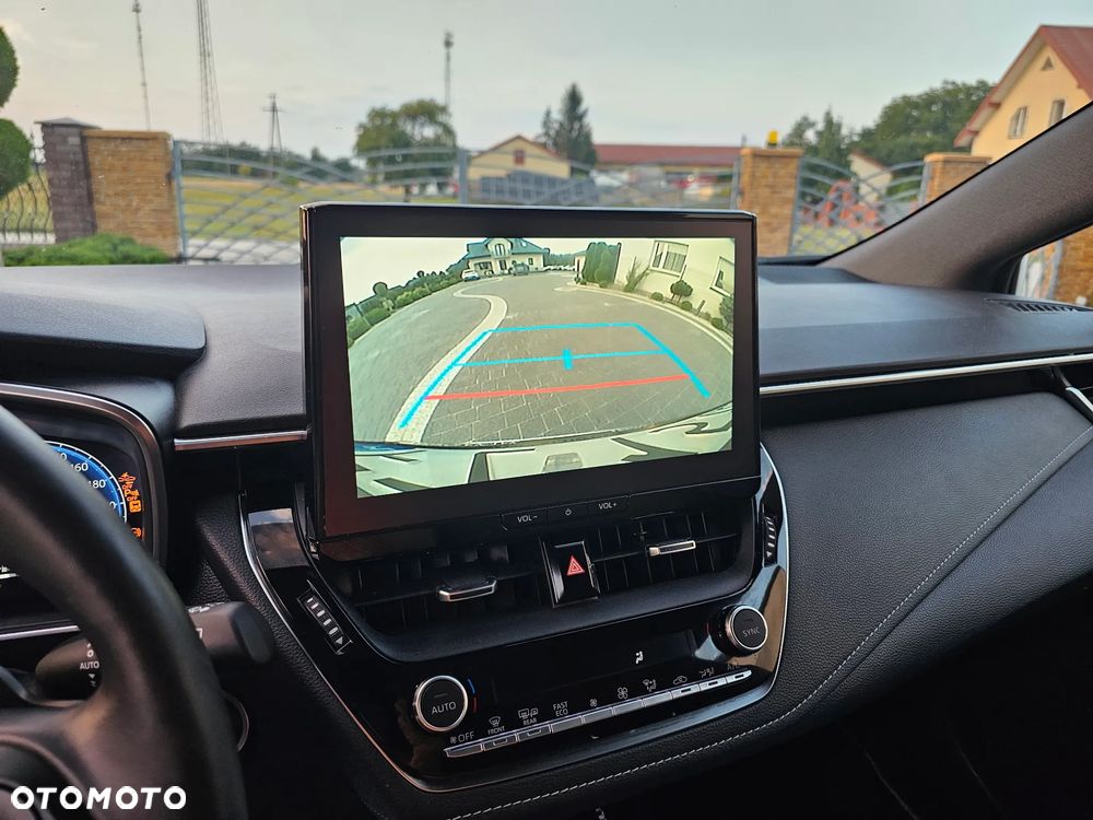 Toyota Corolla 2.0 Hybrid Style - 25
