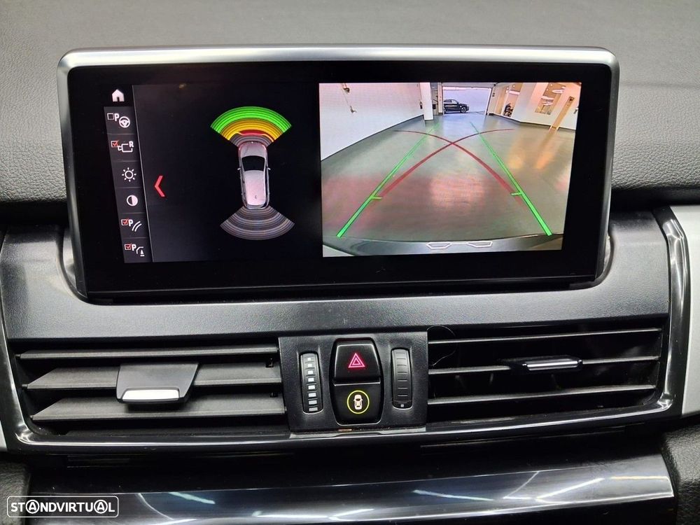 BMW 225xe Active Tourer Advantage - 11