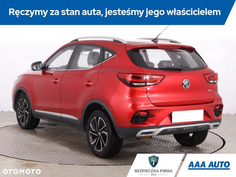 MG ZS - 6