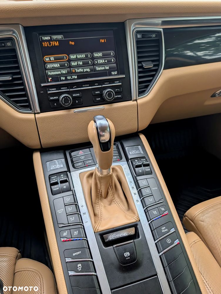 Porsche Macan - 15