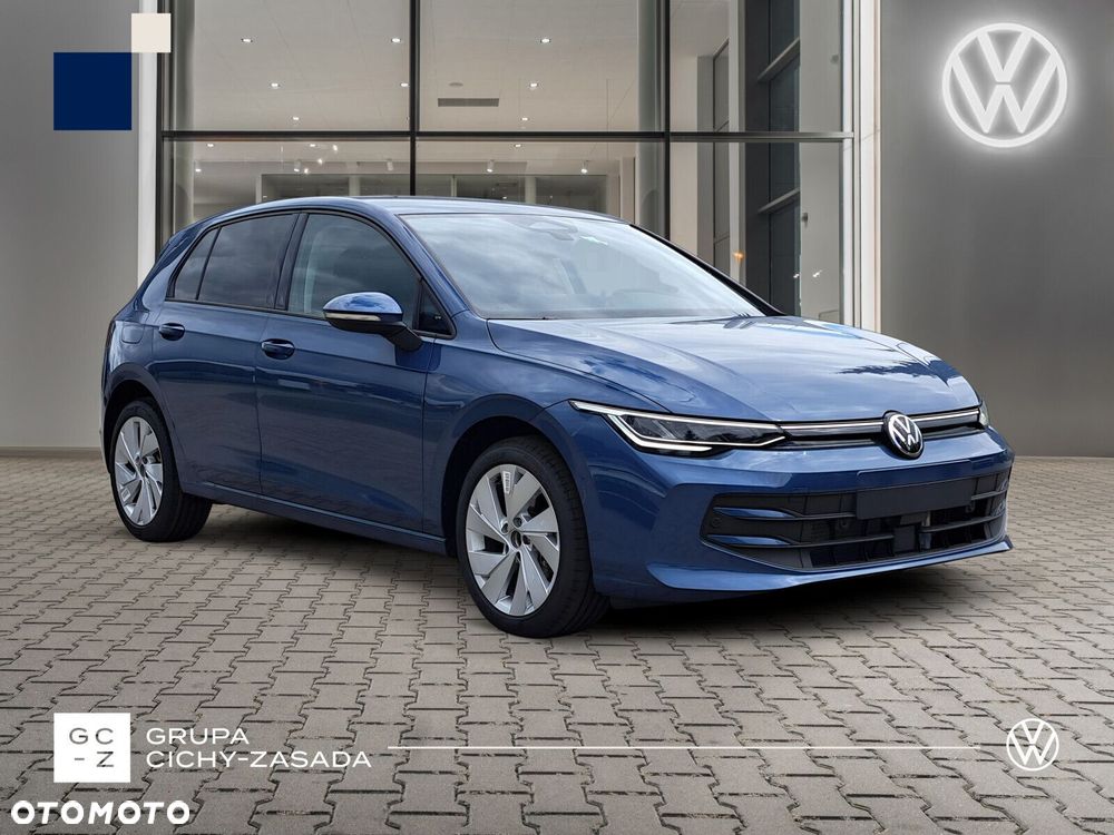 Volkswagen Golf - 8
