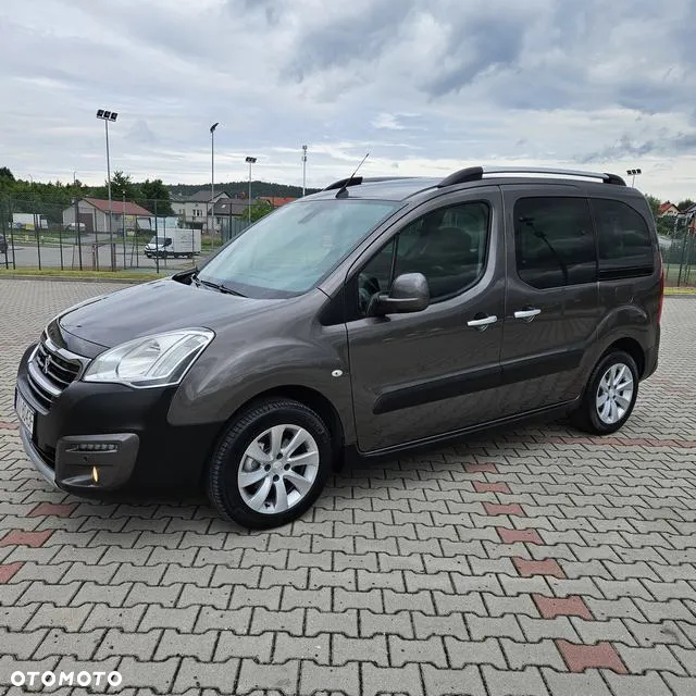 Peugeot Partner 1.6 BlueHDi Outdoor S&S - 2
