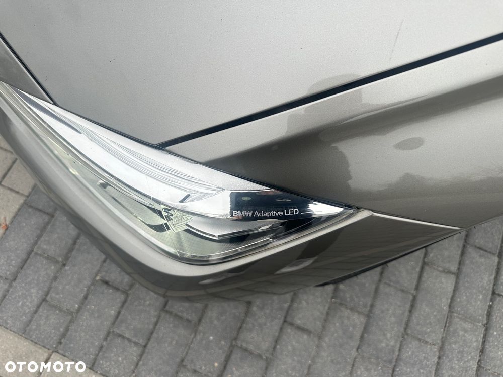 BMW Seria 3 320d Luxury Line - 33