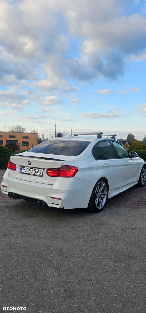 BMW Seria 3 320d Sport Line - 3