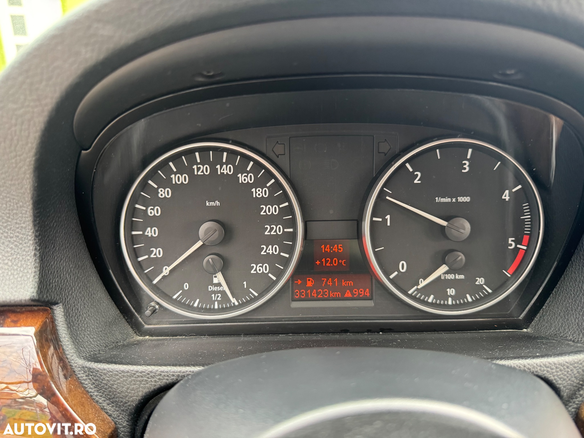 BMW Seria 3 320d Touring - 10