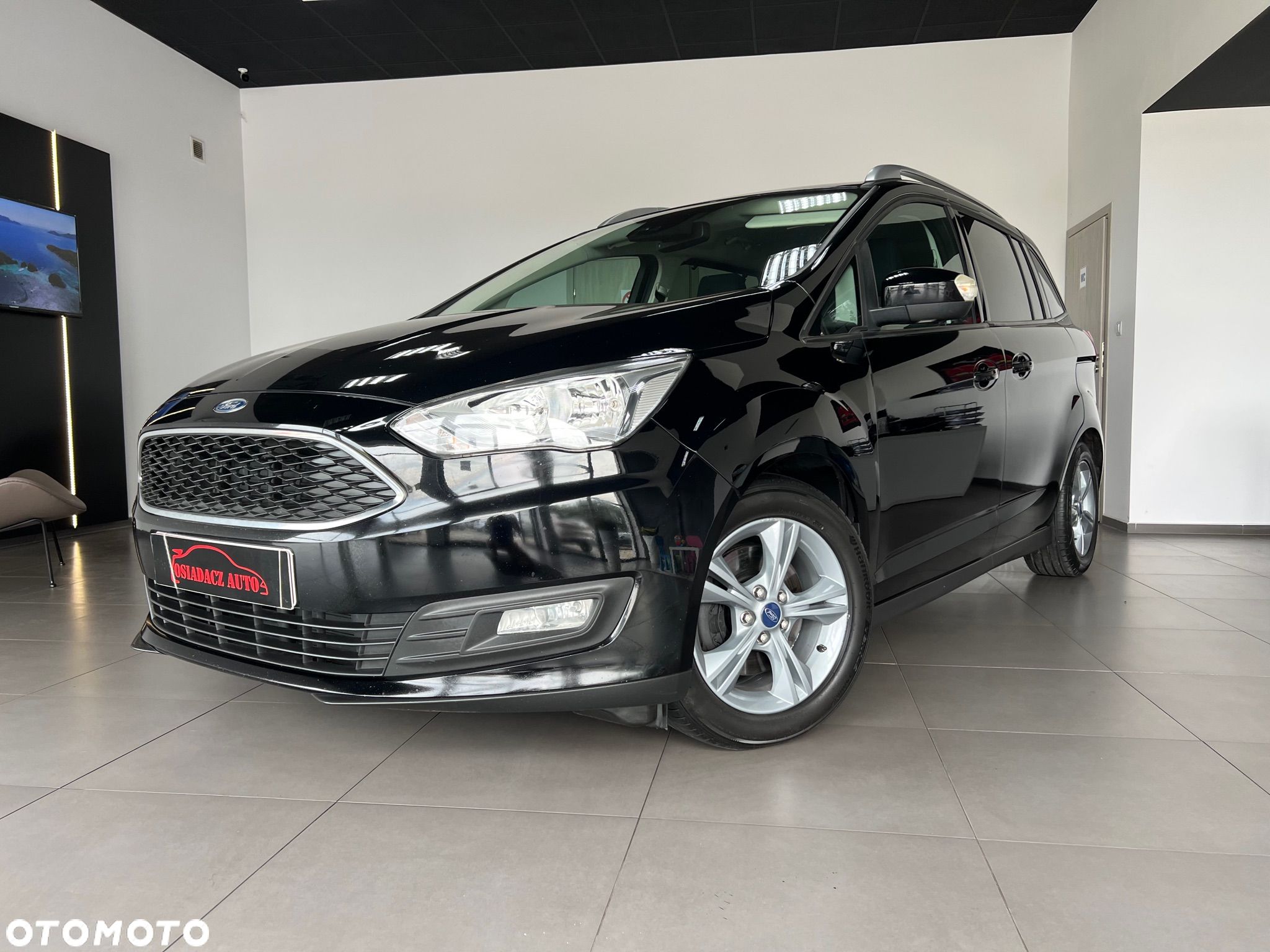 Ford Grand C-MAX - 1