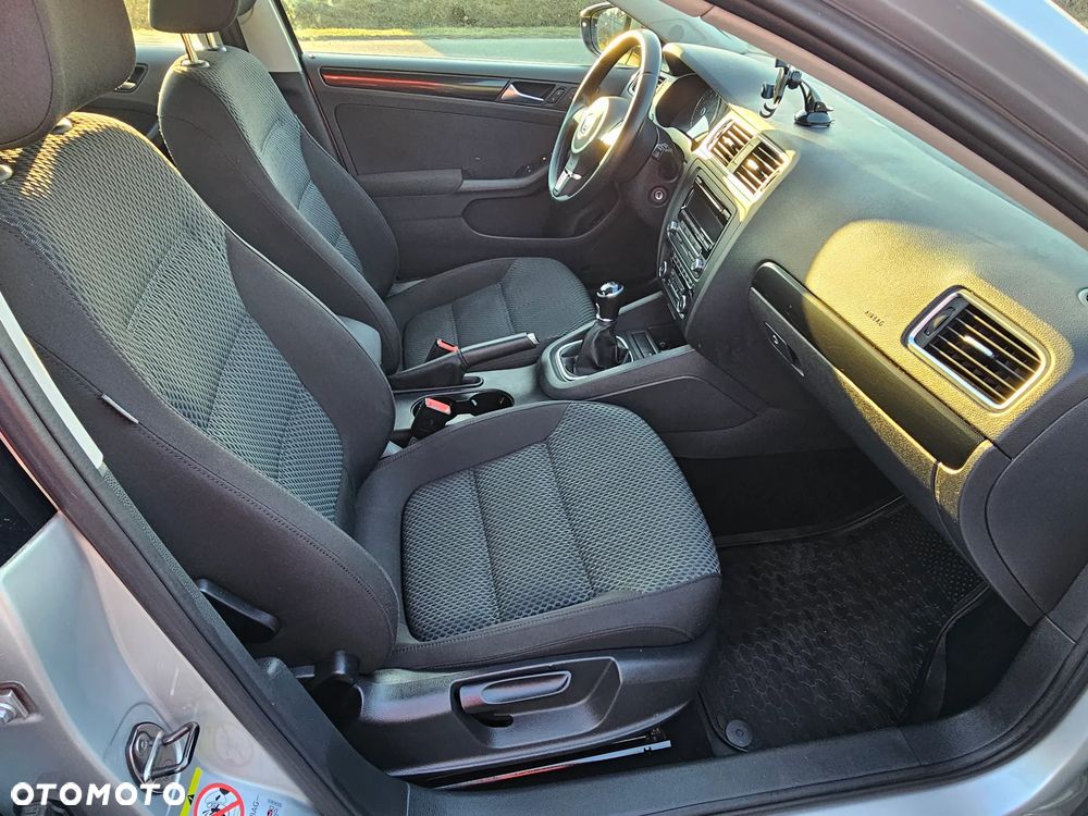 Volkswagen Jetta 1.4 TSI Comfortline - 8