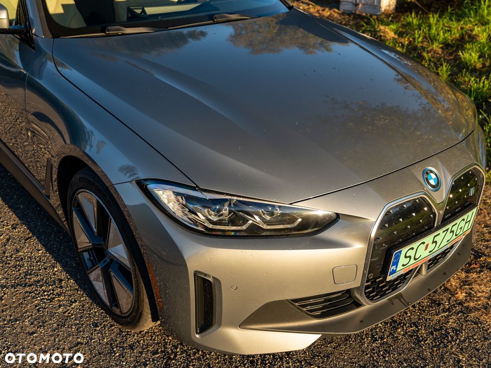 BMW i4 - 25