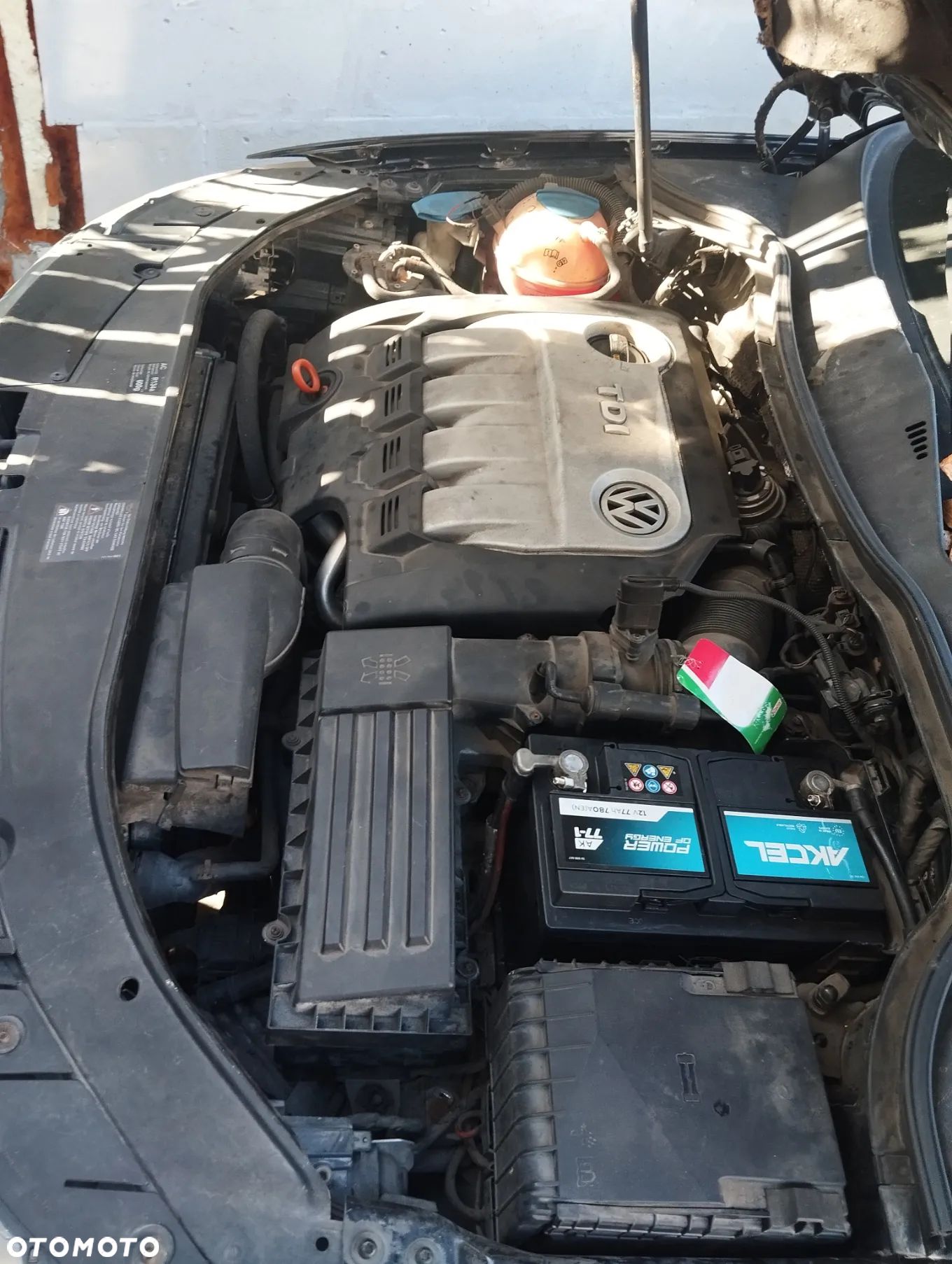 Volkswagen Passat 2.0 TDI DPF Highline - 1