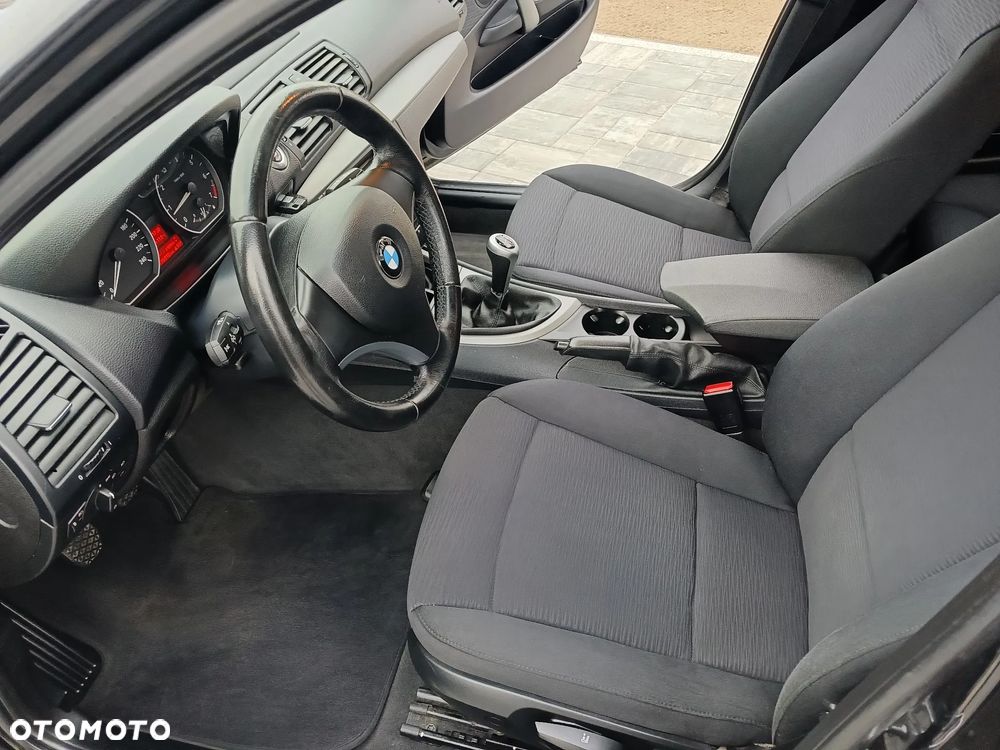 BMW Seria 1 - 10