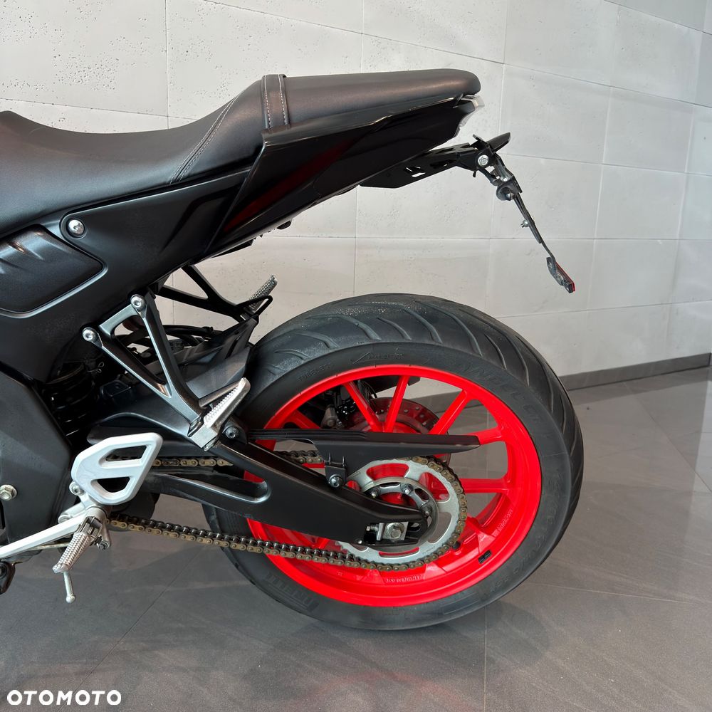 Yamaha MT - 10