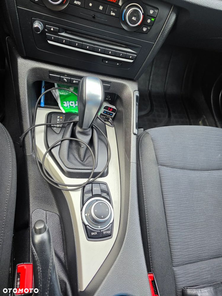 BMW X1 sDrive18d - 13
