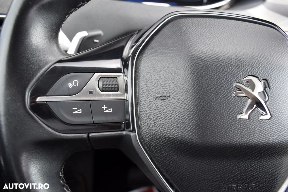 Peugeot 3008 PureTech 130 Stop & Start EAT6 Allure - 19
