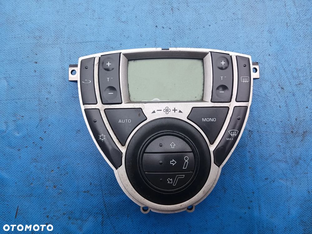 Panel sterowania klimatyzacji środkowy nawiewem temperatury Citroen C8 Peugeot 807 Lancia 14908790YR Denso A.830.017.0.0 Bosch 9140010488 - 1