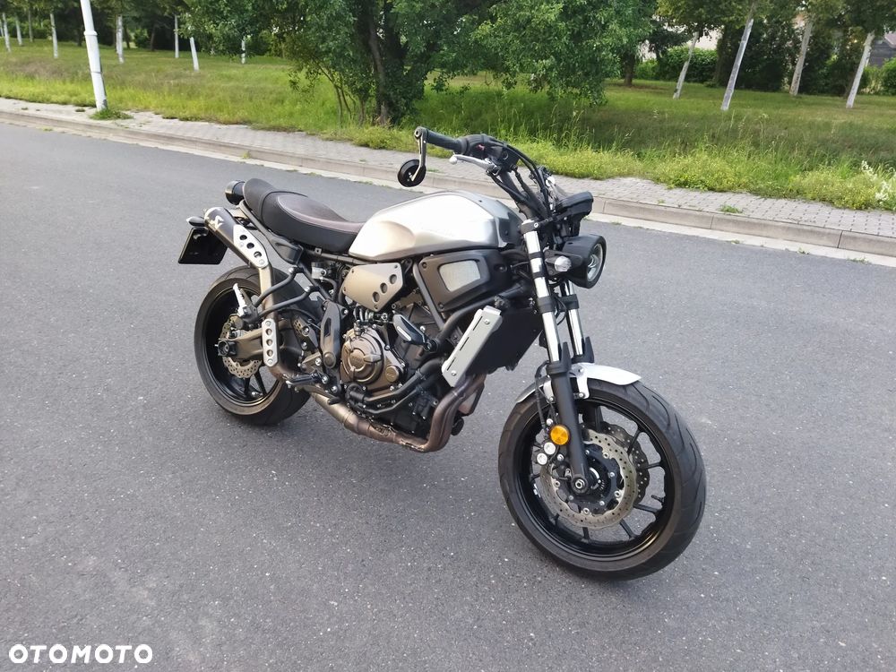 Yamaha XSR - 4