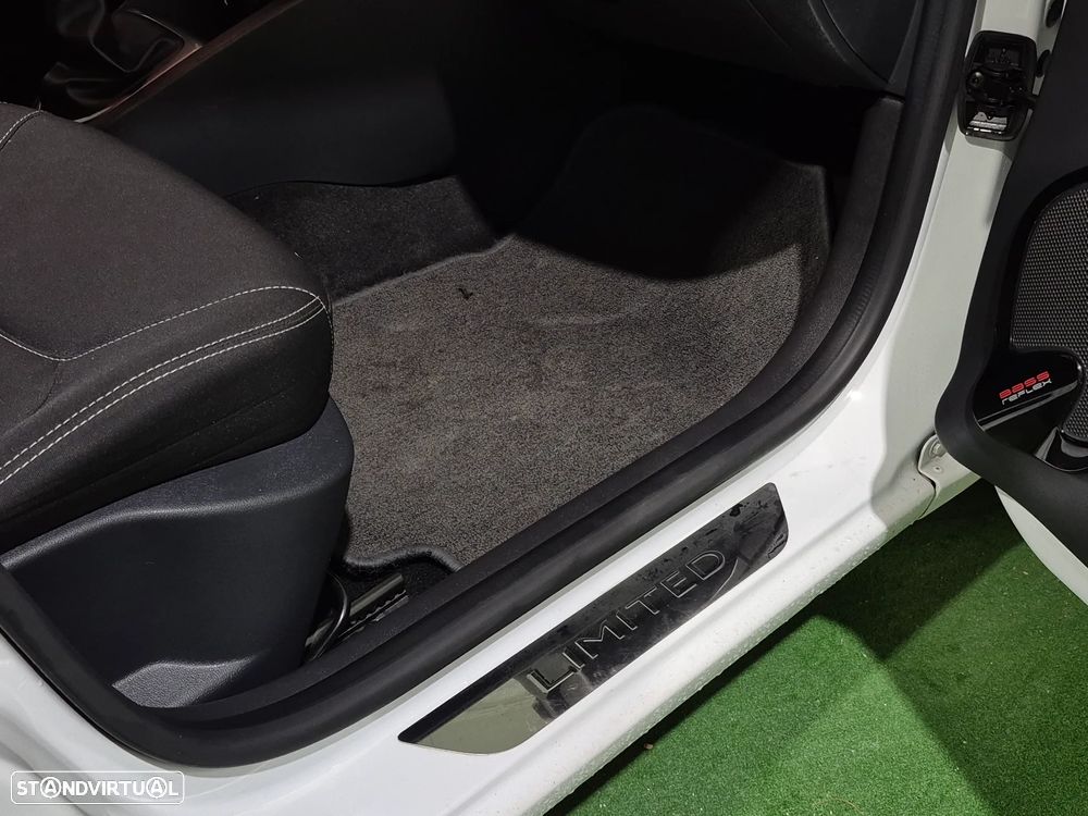 Renault Clio 0.9 TCE Limited - 20