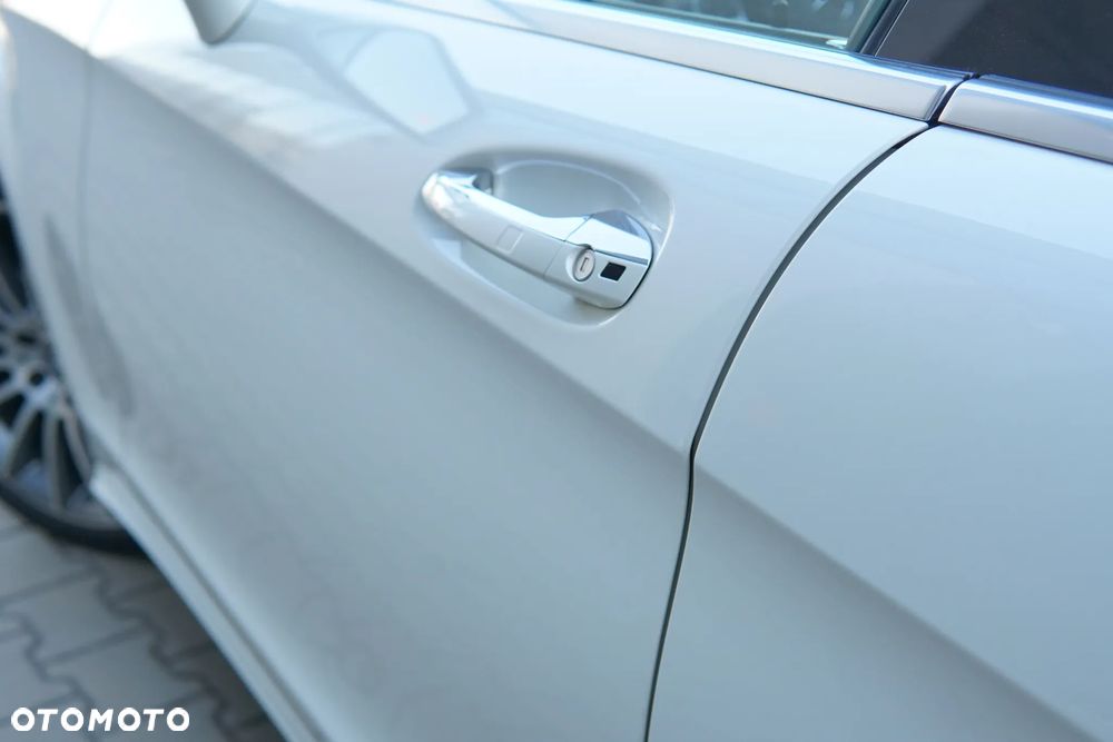 Mercedes-Benz CLS 350 CDI 4-Matic BlueEff - 12