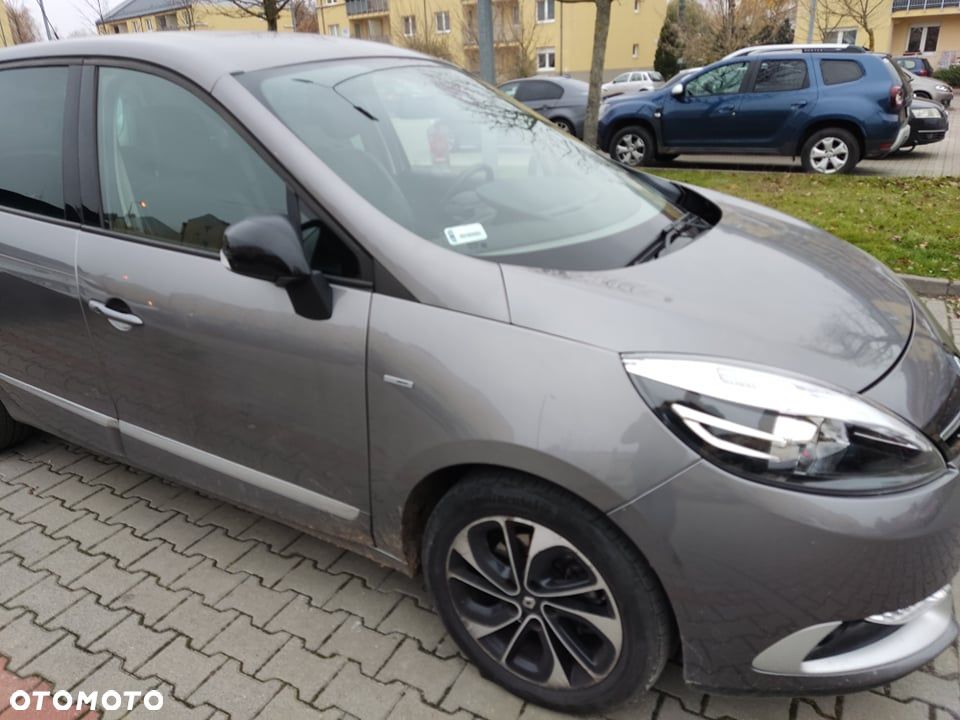 Renault Scenic 2015 photo 4