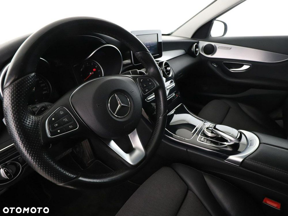 Mercedes-Benz Klasa C 180 9G-TRONIC Avantgarde - 15