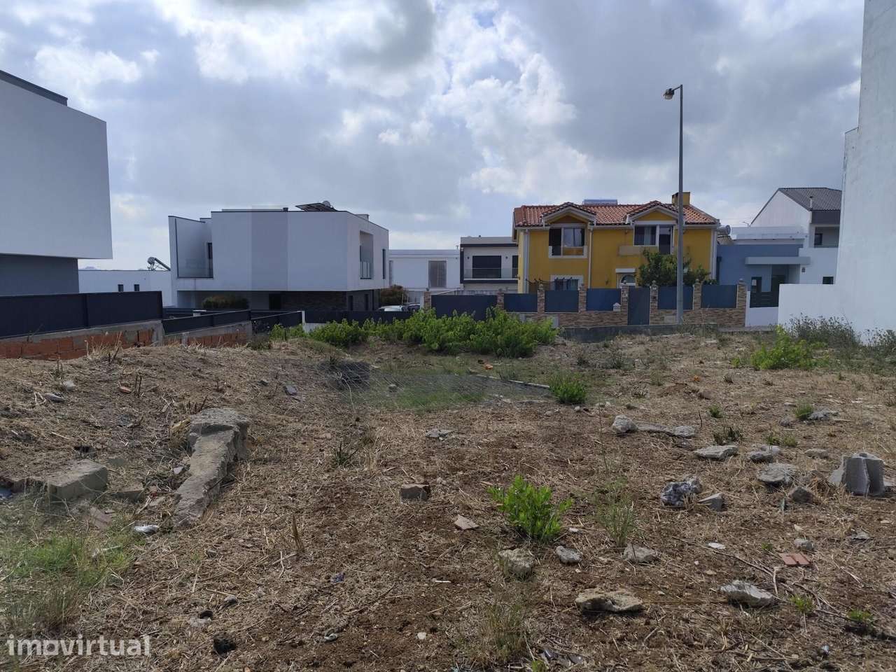 Terreno - Moradia Unifamiliar T3+1 (Suítes) - Grande imagem: 4/18