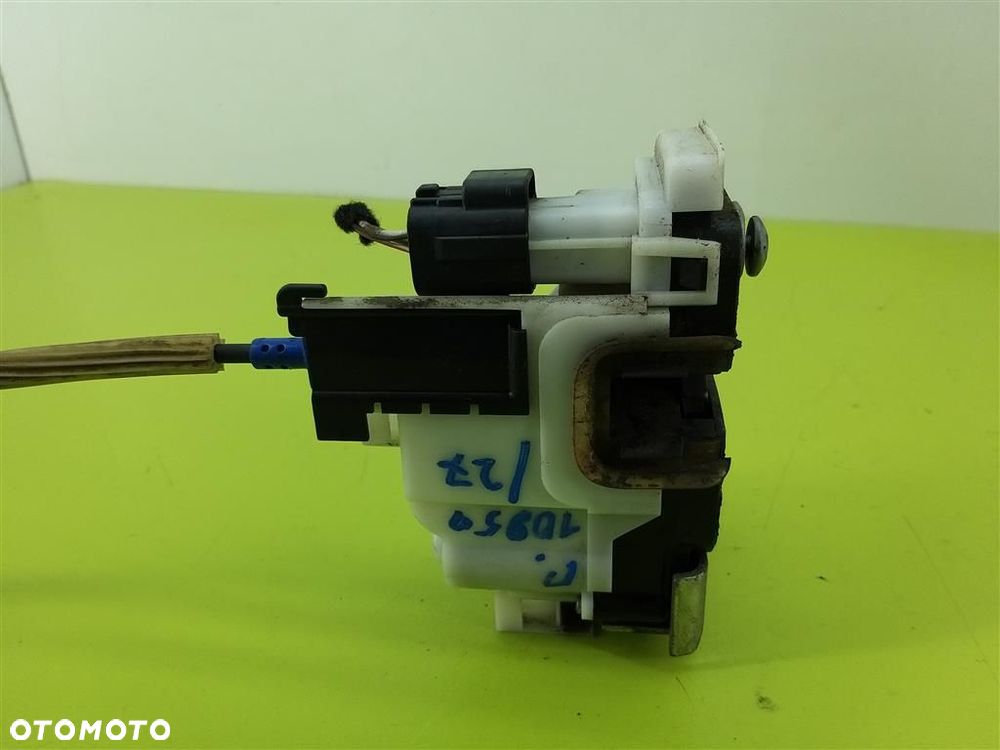 Zamek drzwi przód prawy Fiat Doblo II 2009-2014R 5PIN COMBO 551810883 - 3