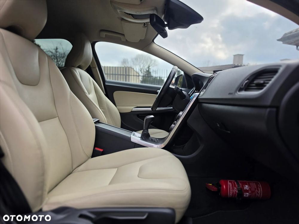 Volvo V60 - 20