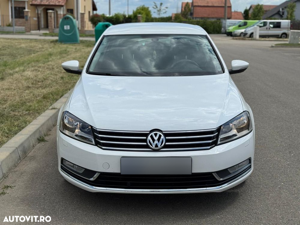 Volkswagen Passat 2.0 Blue TDI SCR Highline - 2