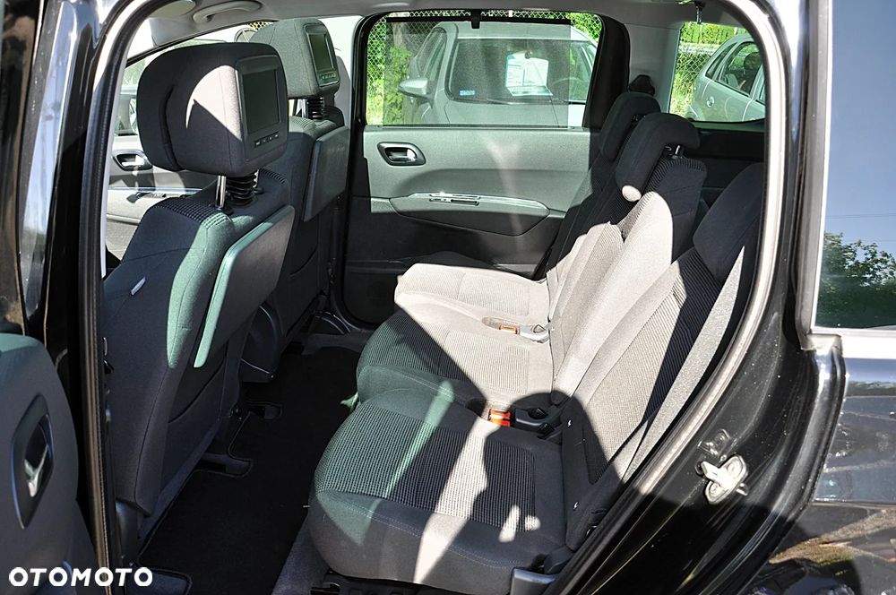 Peugeot 5008 2.0 HDi Family - 28