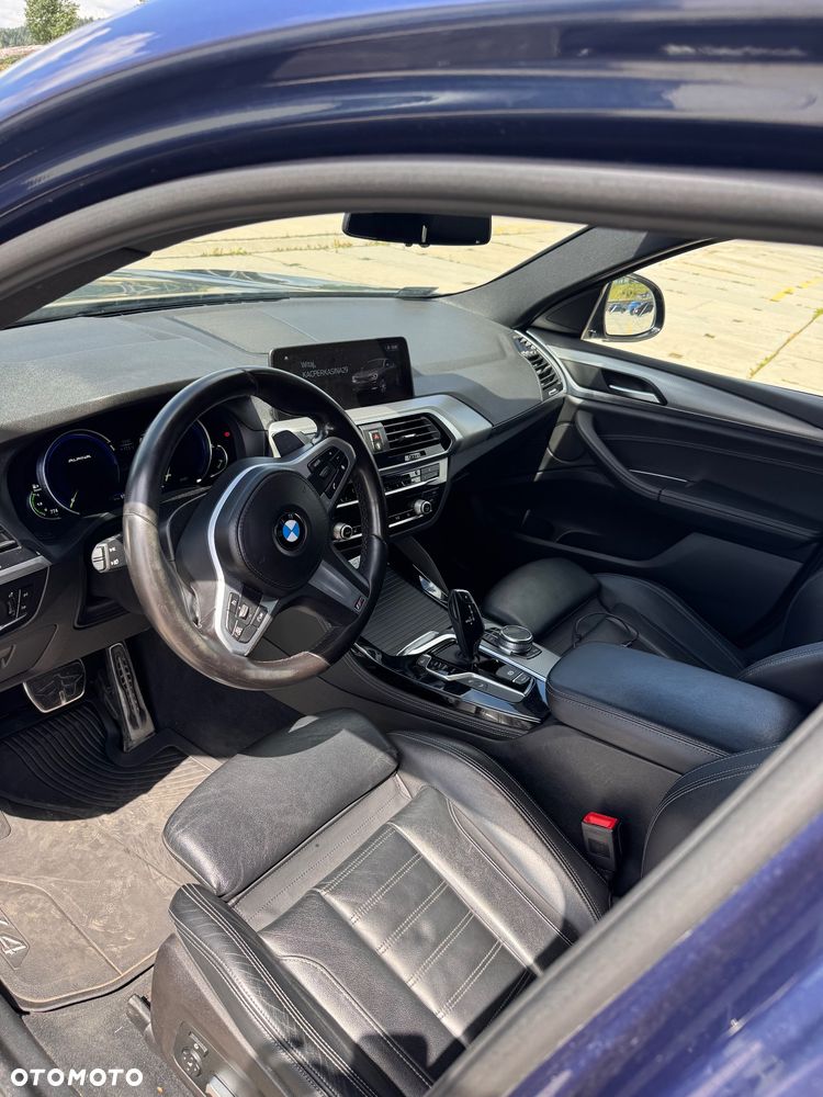 BMW X4 xDrive20d - 9