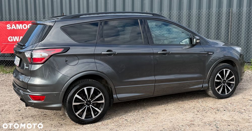 Ford Kuga 1.5 EcoBoost 2x4 ST-Line - 3