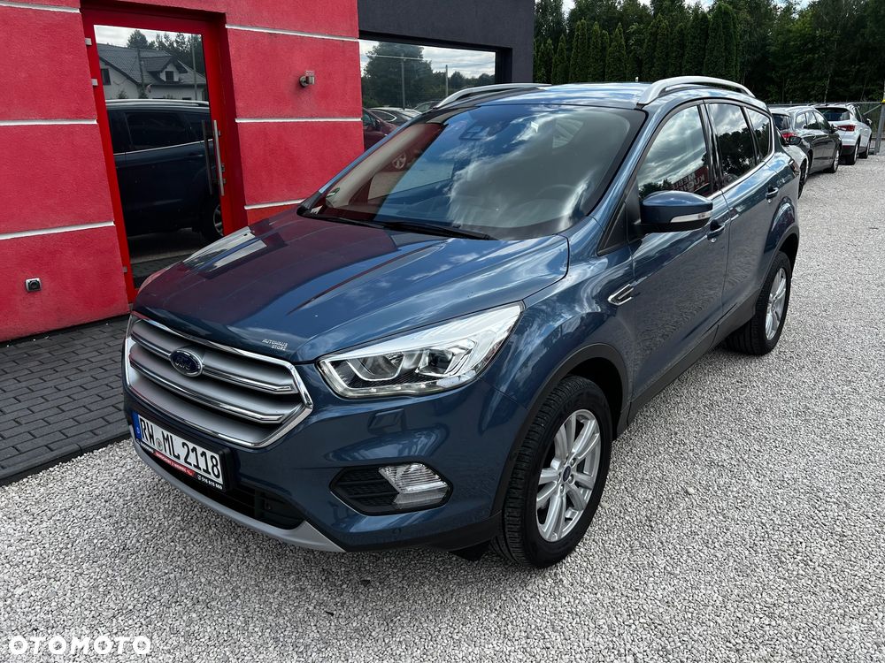 Ford Kuga 1.5 EcoBoost 2x4 Titanium - 3