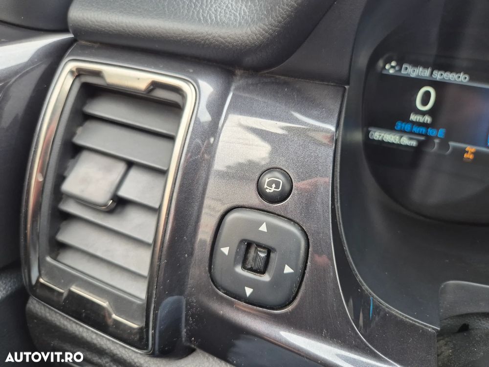 Ford Ranger 2.0 EcoBlue 213 CP 4x4 Cabina Dubla Wildtrack Aut. - 31