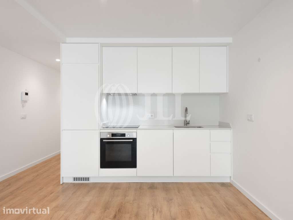 Apartamento T1, com terraço e logradouro, no Porto. - Grande imagem: 4/30