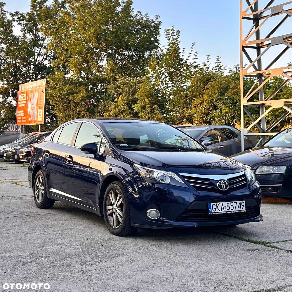 Toyota Avensis - 2
