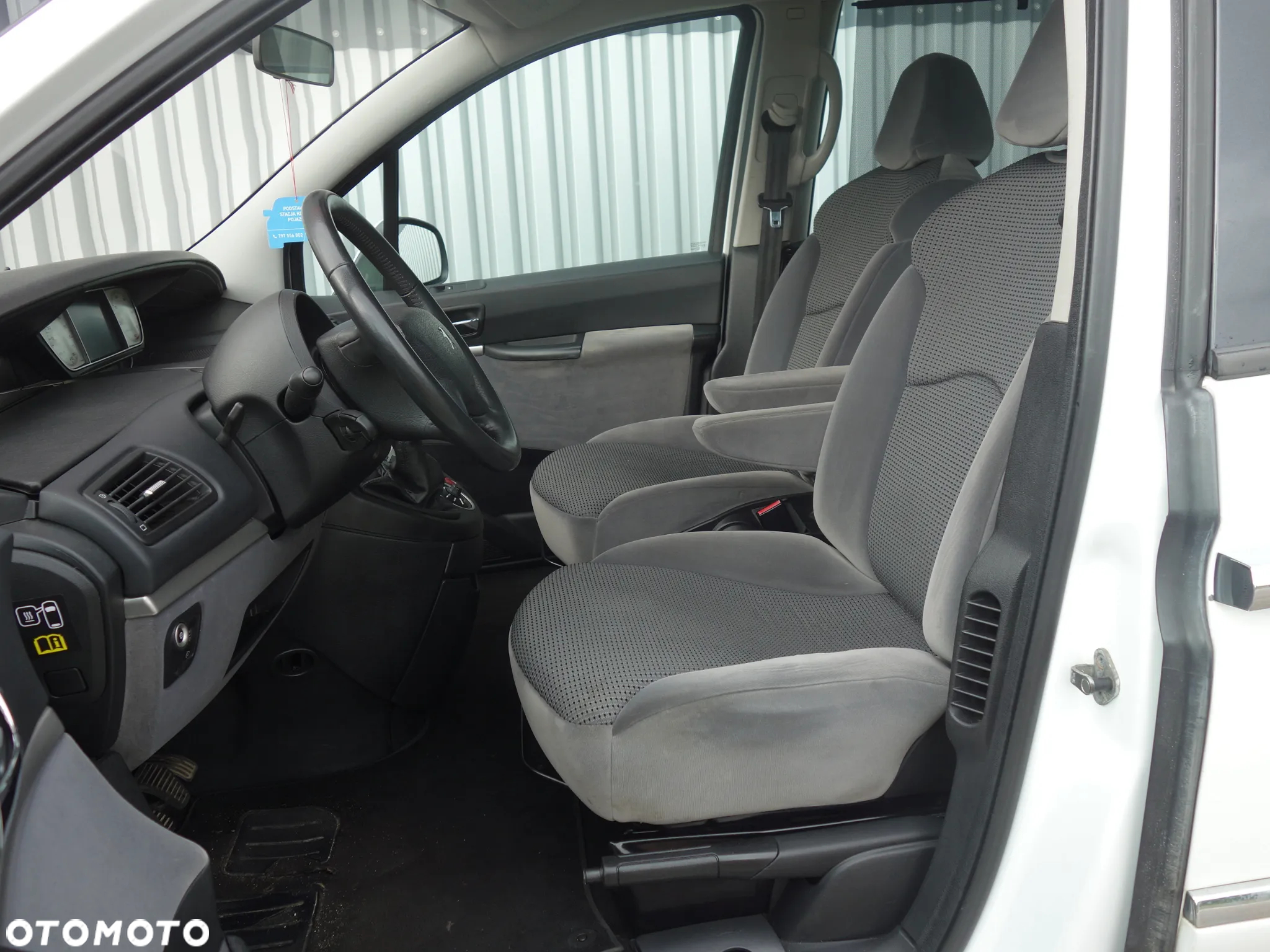 Peugeot 807 HDi 135 Family - 15