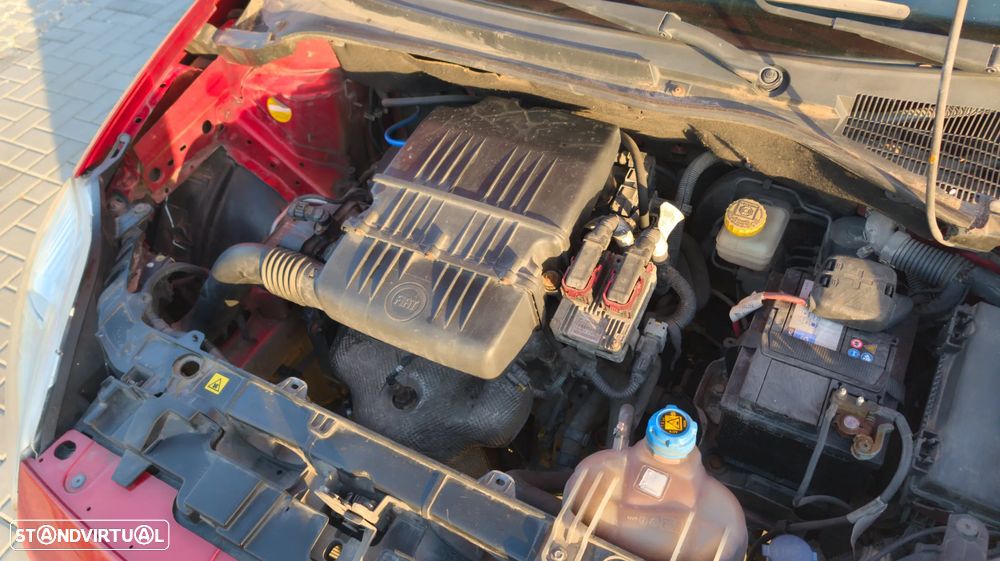 Fiat Grande Punto - 11