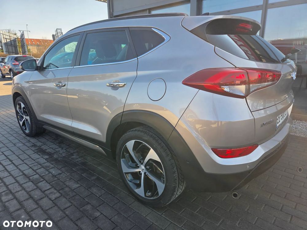 Hyundai Tucson blue 1.7 CRDi 2WD DCT Premium - 4