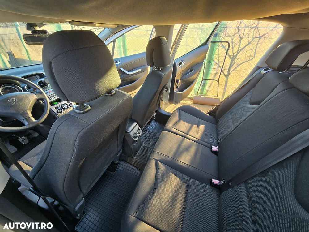 Peugeot 308 1.6E Confort Pack - 7