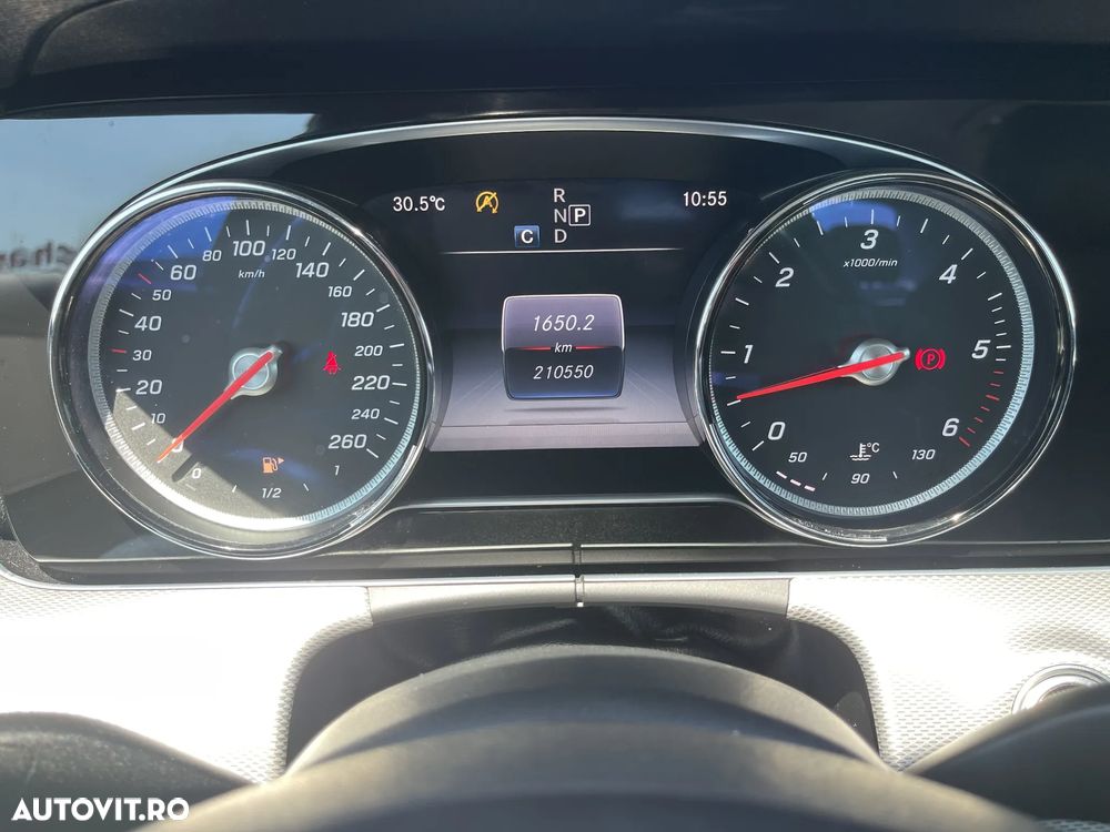 Mercedes-Benz E - 13