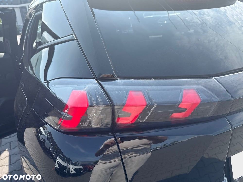Peugeot 2008 50kWh Allure - 14