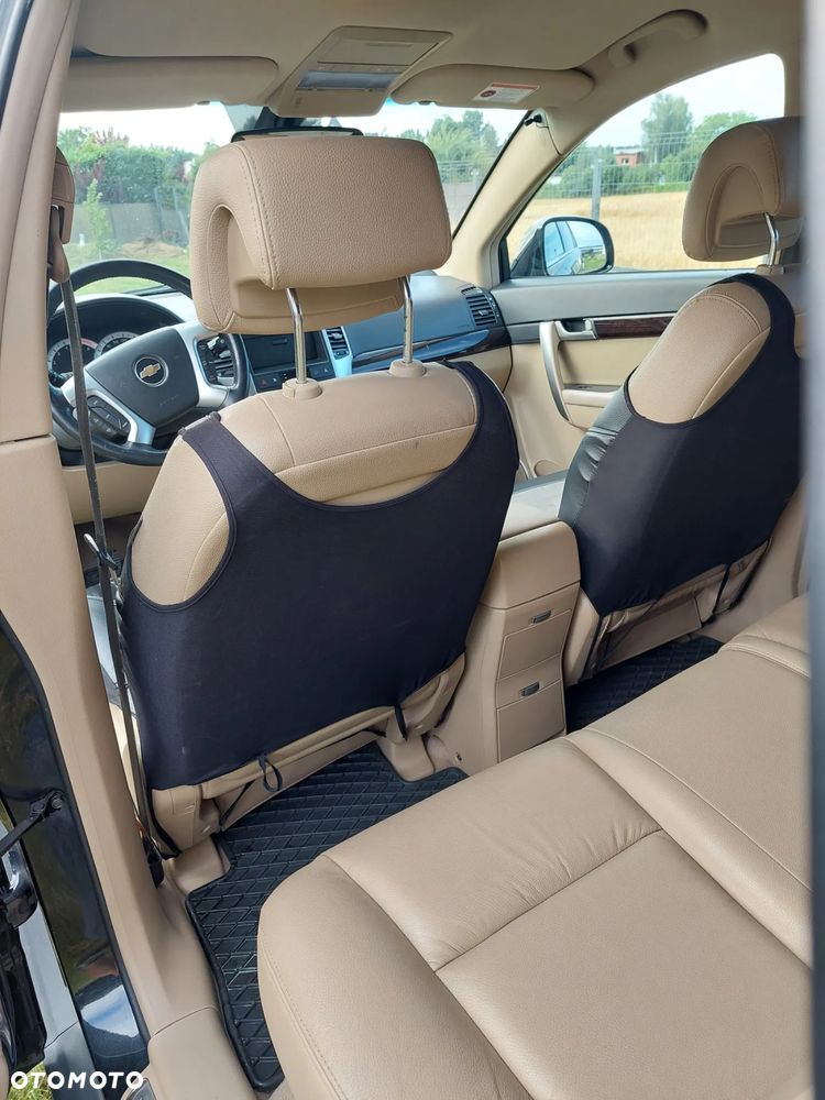 Chevrolet Captiva 2.0 d LT medium - 16