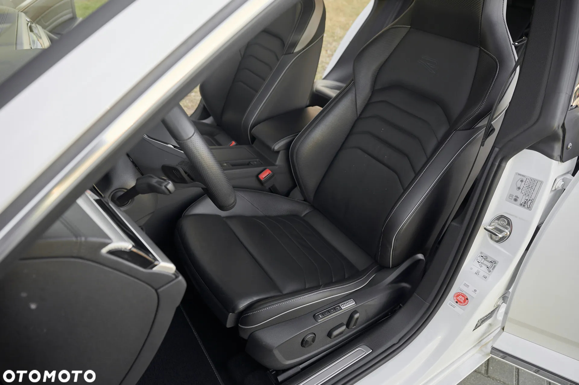 Volkswagen Arteon 2.0 TDI R-Line DSG - 7
