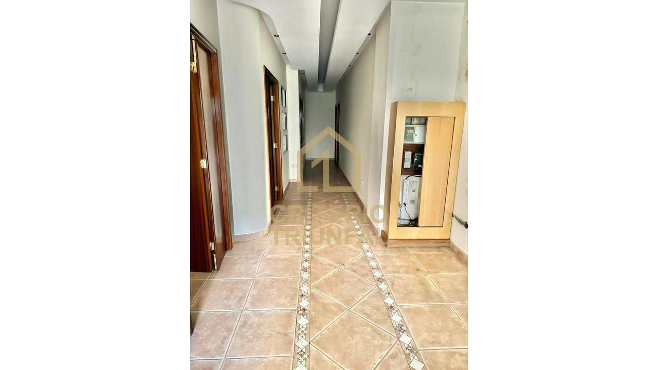 Loja em Penafiel - arrendamento - Grande imagem: 2/12