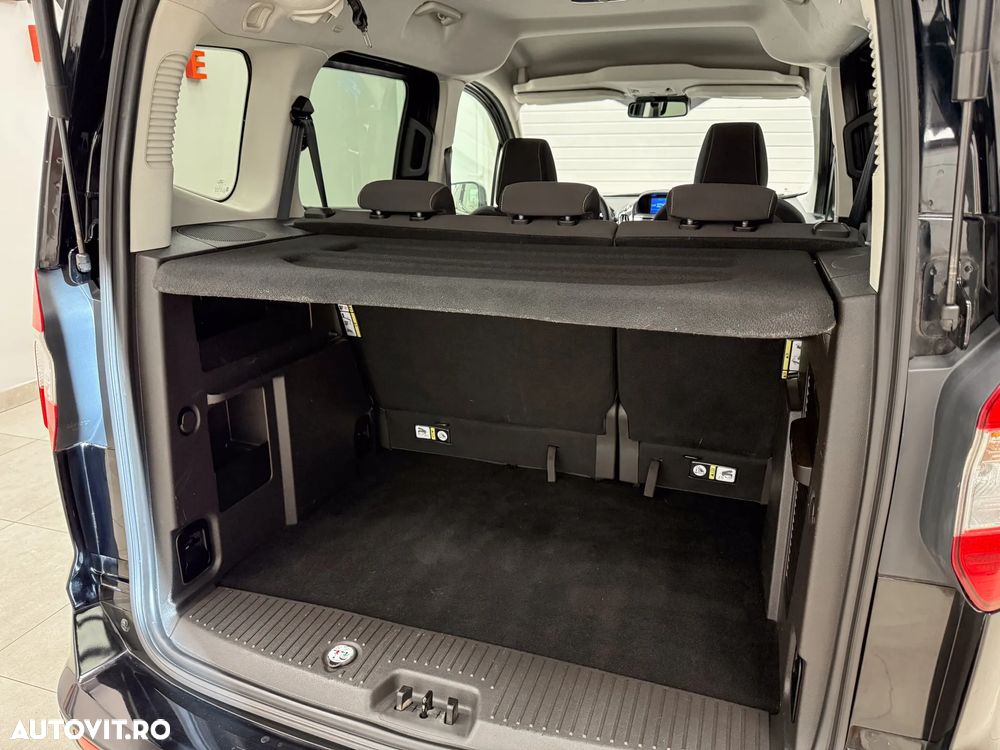 Ford Tourneo Courier 1.0 EcoBoost Titanium - 16