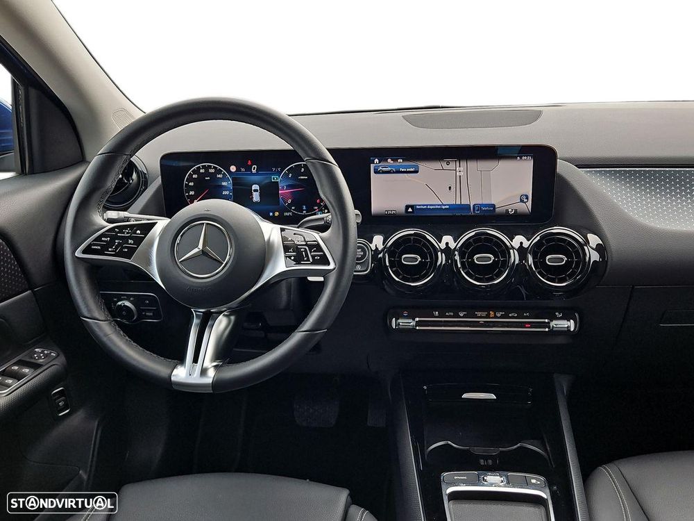 Mercedes-Benz GLA 180 d Progressive - 13