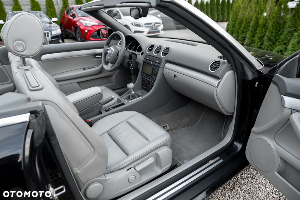 Audi A4 Cabrio 1.8 T - 28