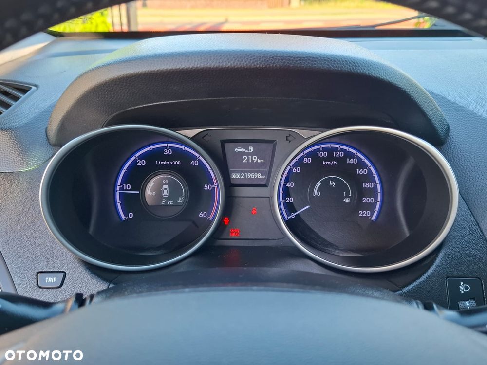 Hyundai ix35 1.7 CRDi 2WD Fifa World Cup Edition - 18