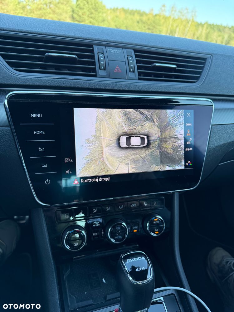 Skoda Superb 2.0 TSI 4x4 Sportline DSG - 27